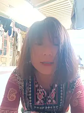 Snapshot of linda_bae00 chatting on May 2026 11:13:01 AM linda bae00 online show from May 2026 11:13:01 AM