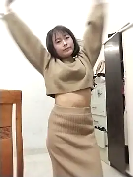 linda bae00 online show from February 2026 01:42:01 PM