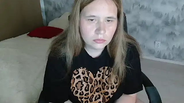 Snapshot of AdelinaLawson chatting on July 2026 08:15:02 AM AdelinaLawson online show from July 2026 08:15:02 AM