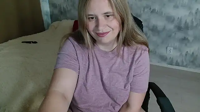 Snapshot of AdelinaLawson chatting on July 2026 08:43:01 AM AdelinaLawson online show from July 2026 08:43:01 AM