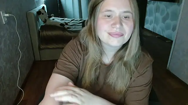 AdelinaLawson online show from May 2026 04:04:01 PM
