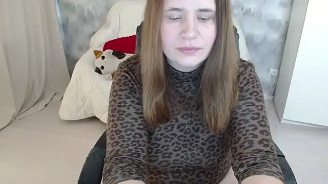 Snapshot of AdelinaLawson chatting on February 2026 07:27:02 AM AdelinaLawson online show from February 2026 07:27:02 AM