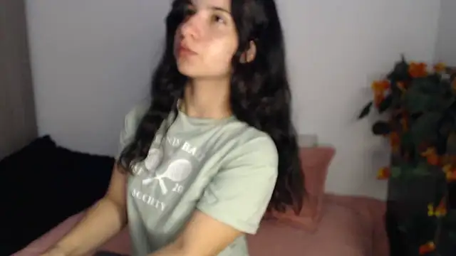   abrill   online show from November 2025 03:34:02 PM