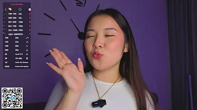 Snapshot of AlberthaEscue chatting on October 2025 04:13:01 AM AlberthaEscue online show from October 2025 04:13:01 AM