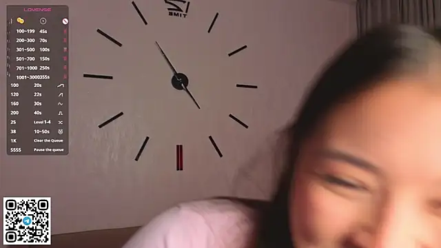 Snapshot of AlberthaEscue chatting on October 2025 04:11:01 AM AlberthaEscue online show from October 2025 04:11:01 AM