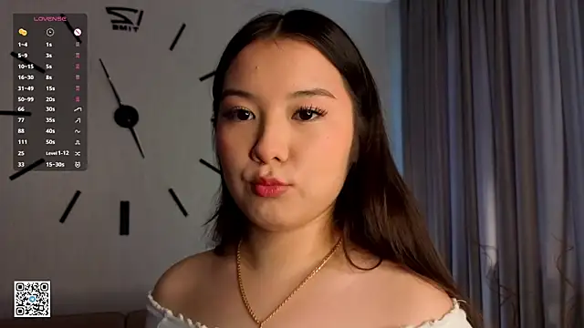 AlberthaEscue online show from September 2025 04:22:01 AM