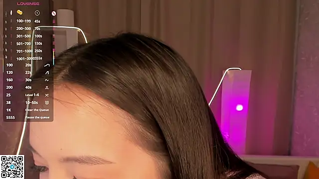 Snapshot of AlberthaEscue chatting on November 2025 04:11:01 AM AlberthaEscue online show from November 2025 04:11:01 AM