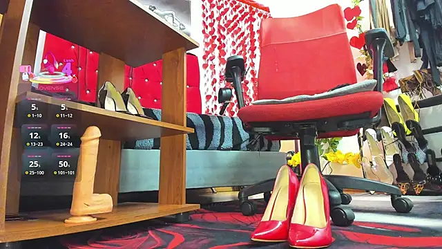 candy conrad online show from April 2026 01:07:02 PM
