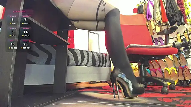 candy conrad online show from March 2026 01:33:02 PM