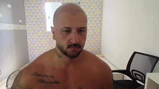 JeanCafa online show from April 2026 04:45:01 PM