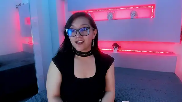 Skye bluee  online show from October 2025 03:22:01 AM