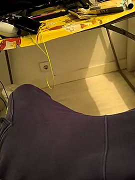 Snapshot of xxxfeo chatting on November 2025 06:07:01 PM xxxfeo online show from November 2025 06:07:01 PM