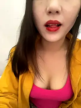 Dieknr online show from November 2025 01:28:01 AM