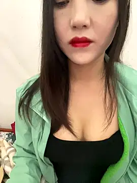 Dieknr online show from November 2025 01:28:02 AM