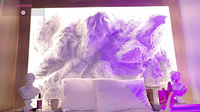 danna dusky online show from January 2026 10:29:02 AM