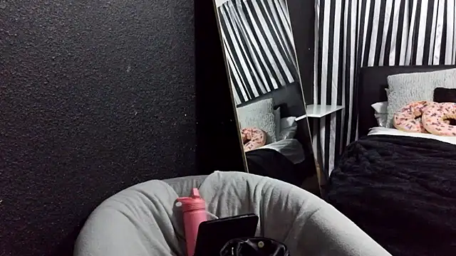 Snapshot of fetishslut4u chatting on October 2025 11:45:02 AM fetishslut4u online show from October 2025 11:45:02 AM