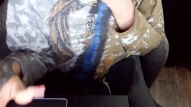 Snapshot of fetishslut4u chatting on October 2025 02:18:01 PM fetishslut4u online show from October 2025 02:18:01 PM