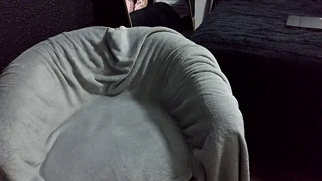 Snapshot of fetishslut4u chatting on September 2025 02:51:02 AM fetishslut4u online show from September 2025 02:51:02 AM