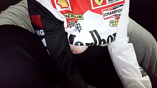 Snapshot of fetishslut4u chatting on September 2025 06:31:02 AM fetishslut4u online show from September 2025 06:31:02 AM