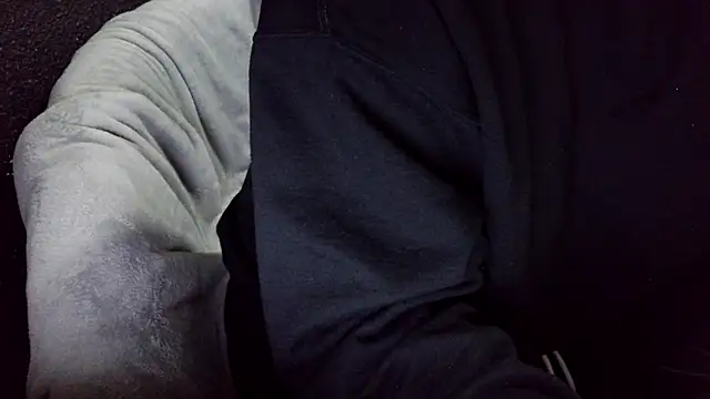 Snapshot of fetishslut4u chatting on September 2025 10:33:02 AM fetishslut4u online show from September 2025 10:33:02 AM