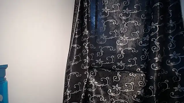 Spicy Maxy online show from October 2025 08:35:01 AM