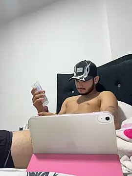 Nas-z09 online show from February 2026 01:16:02 AM