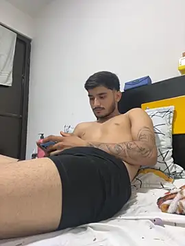 Nas-z09 online show from September 2025 04:12:02 AM