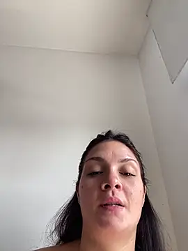 Danielaeliana online show from February 2026 05:34:01 PM