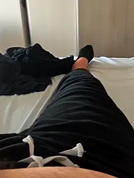 t-dog26 online show from October 2025 02:58:01 PM