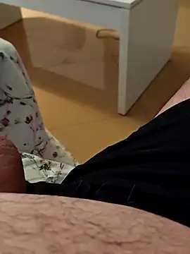 t-dog26 online show from October 2025 04:50:02 PM