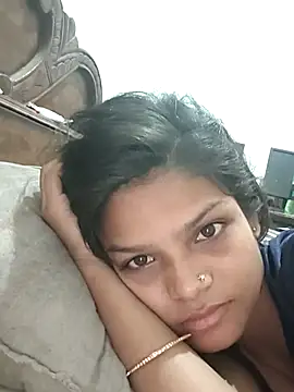 Komal0099 online show from October 2025 02:45:01 AM