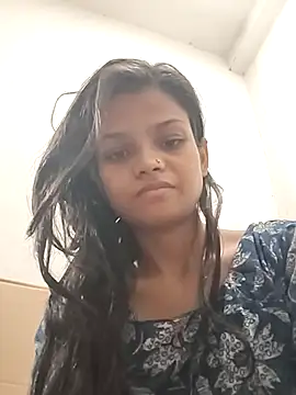 Komal0099 online show from November 2025 02:48:01 AM