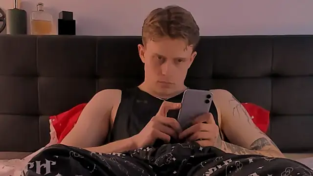 TalkingHead 0  online show from March 2026 02:52:02 PM