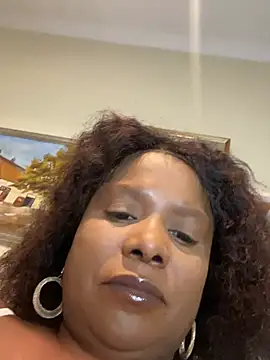 Missparis online show from April 2026 08:01:01 PM