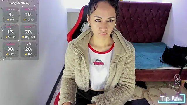 alison moon7 online show from December 2025 01:43:02 PM