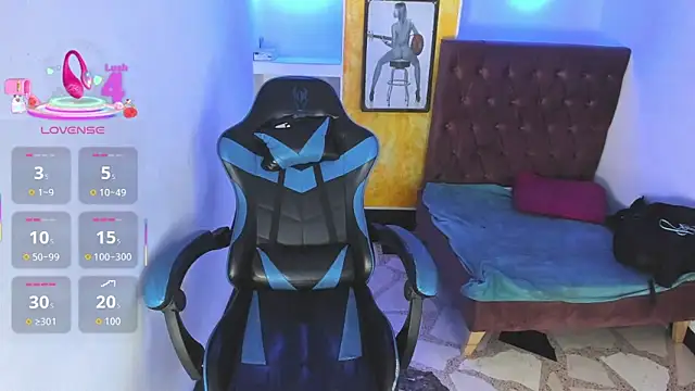 alison moon7 online show from November 2025 12:27:02 PM