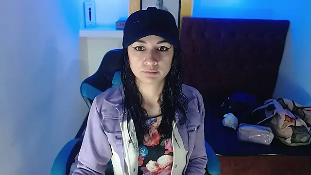 Snapshot of alison_moon7 chatting on September 2025 12:20:01 PM alison moon7 online show from September 2025 12:20:01 PM