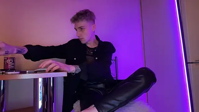 davesinner online show from April 2026 03:35:01 AM