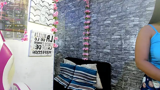 karoll  sex online show from December 2025 12:53:01 PM