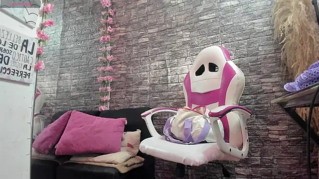 karoll  sex online show from March 2026 12:33:02 PM