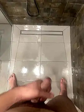 MrZli online show from January 2026 06:37:01 PM