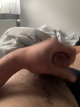 MrZli online show from October 2025 11:34:01 AM