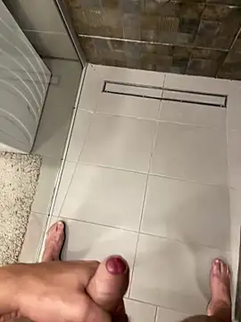 MrZli online show from November 2025 05:28:02 PM