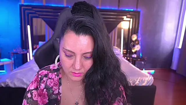 ValeryRosseee online show from September 2025 06:56:01 AM