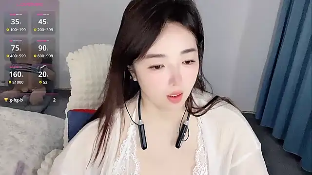 Xiali-166 online show from February 2026 10:53:01 PM