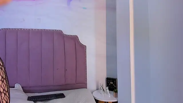 Roxy Medina online show from March 2026 03:48:01 AM