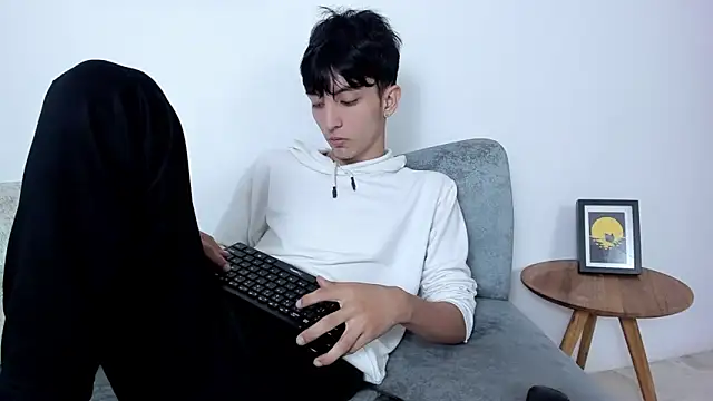 Snapshot of dear_jeycot chatting on November 2025 01:04:02 PM dear jeycot online show from November 2025 01:04:02 PM