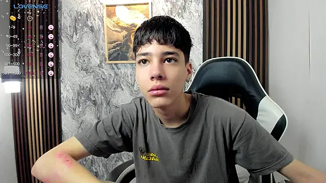 Snapshot of oblivion_deku chatting on September 2025 01:32:02 PM oblivion deku online show from September 2025 01:32:02 PM