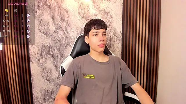 Snapshot of oblivion_deku chatting on October 2025 08:09:01 PM oblivion deku online show from October 2025 08:09:01 PM