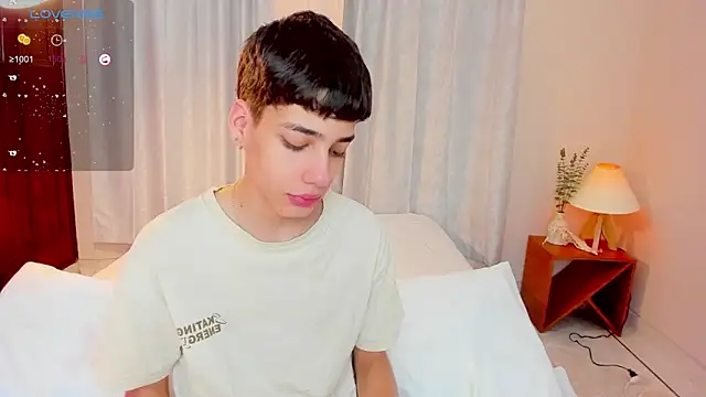 Snapshot of oblivion_deku chatting on October 2025 08:50:02 PM oblivion deku online show from October 2025 08:50:02 PM